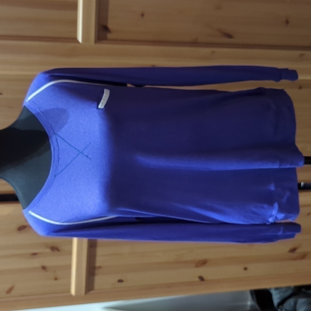 Purple long sleeve Lululemon weightless  Size 6